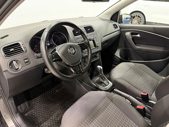 Volkswagen Polo 10 of 24