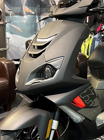 Peugeot Speedfight 4 Total 4-takt 2 of 13