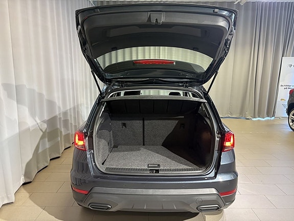 Seat Arona 11 of 13