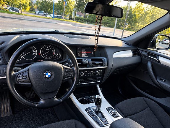 BMW X3 5 of 9