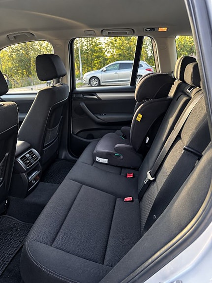 BMW X3 3 of 9