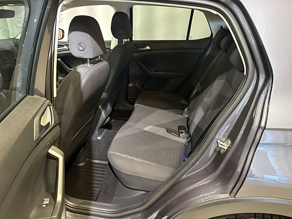 Volkswagen T-Cross 7 of 15