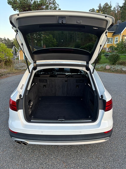 Audi A4 allroad 10 of 14