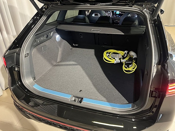 Volkswagen Passat 9 of 21