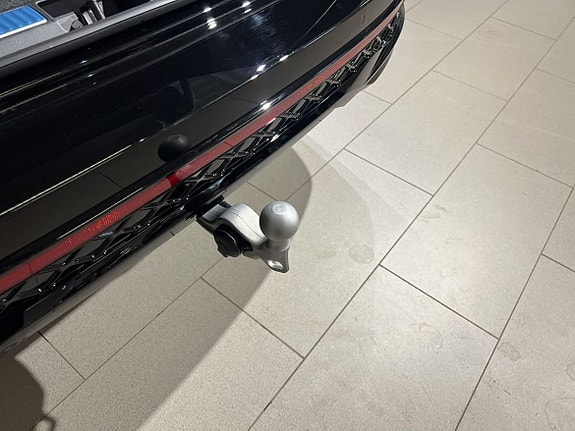 Volkswagen Passat 10 of 21