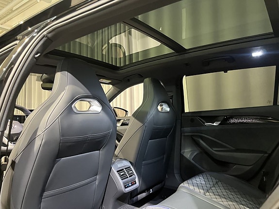 Volkswagen Passat 20 of 21