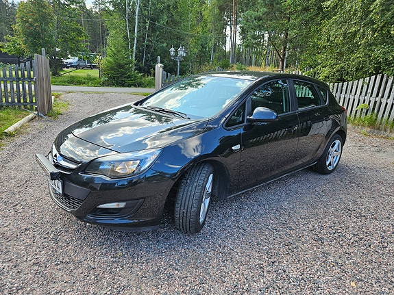 Opel Astra 4 of 11