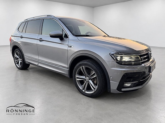 Volkswagen Tiguan Allspace 2 of 12