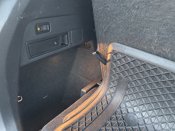 Volkswagen Tiguan Allspace 9 of 12