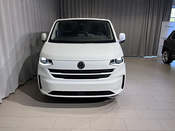 Volkswagen Transporter 2 of 17