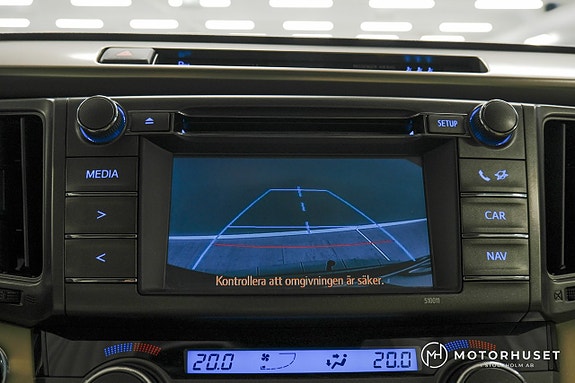 Toyota RAV4 12 of 19