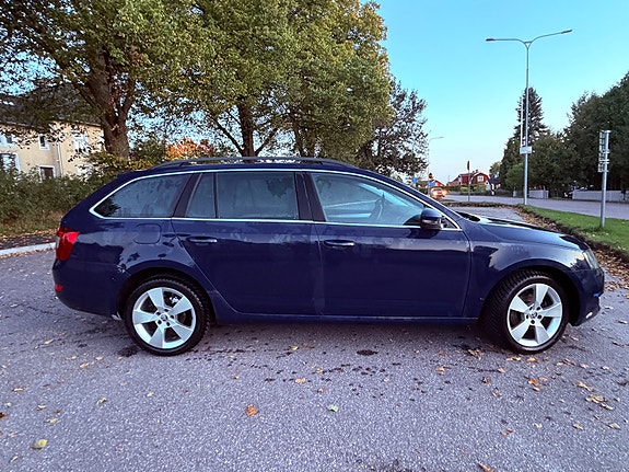 Skoda Octavia 4 of 8