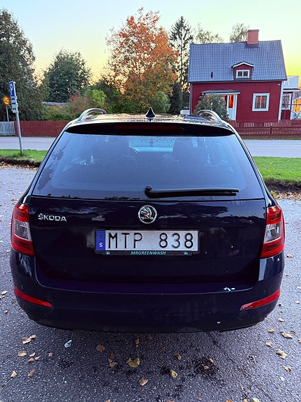 Skoda Octavia 8 of 8