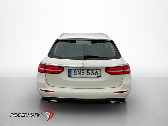 Mercedes-Benz E200 6 of 30