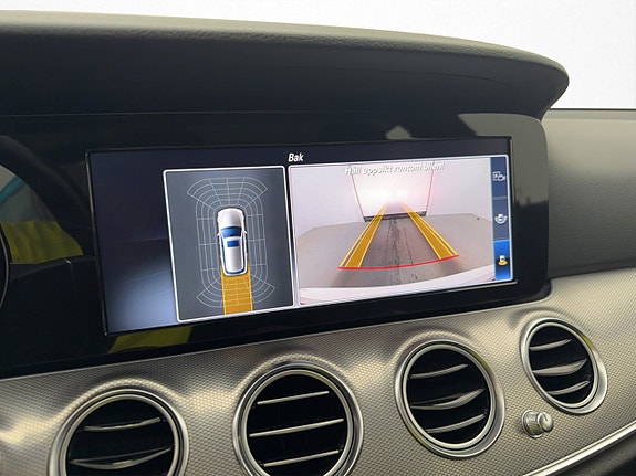 Mercedes-Benz E200 18 of 30