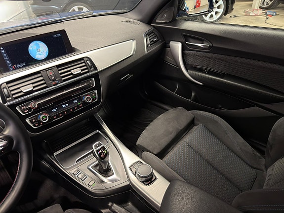 BMW M240i 25 of 30
