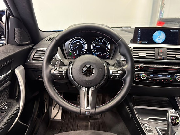 BMW M240i 23 of 30