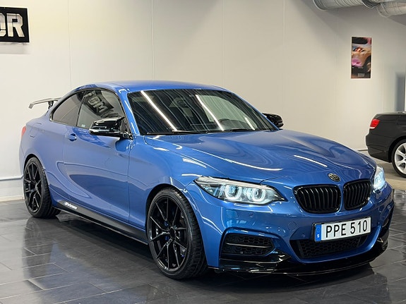 BMW M240i 5 of 30