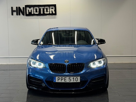 BMW M240i 4 of 30