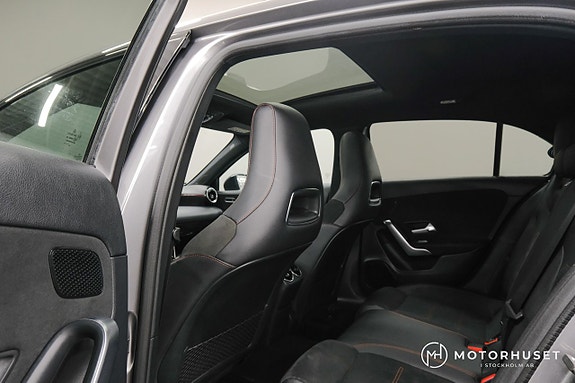 Mercedes-Benz A200 11 of 27