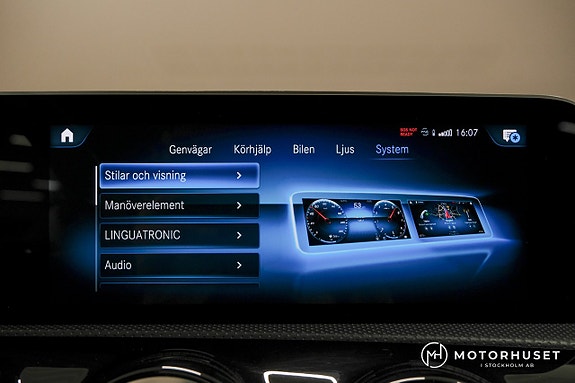 Mercedes-Benz A200 14 of 27