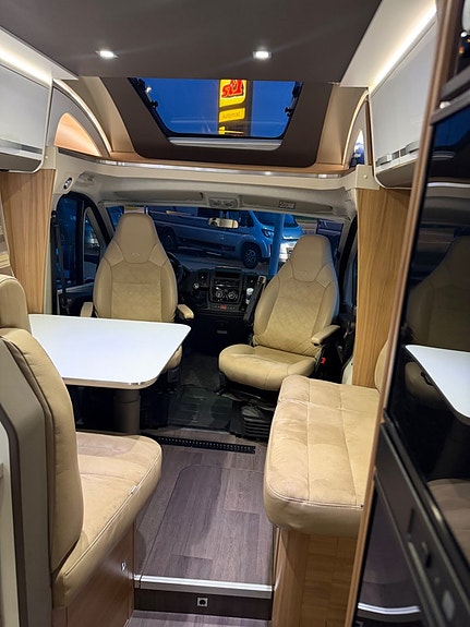 Adria Matrix Plus SLT 4 sovplatser Bodels AC Solcell 3 of 11