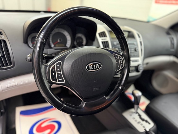 Kia Ceed 8 of 23