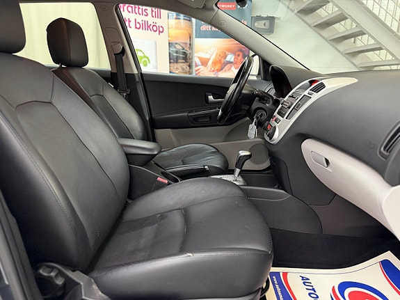 Kia Ceed 15 of 23
