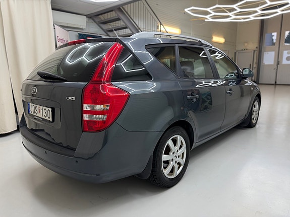 Kia Ceed 4 of 23