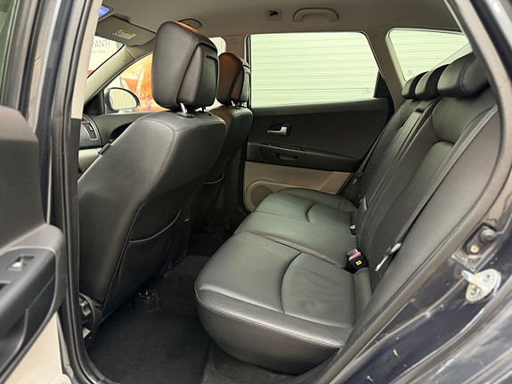 Kia Ceed 12 of 23