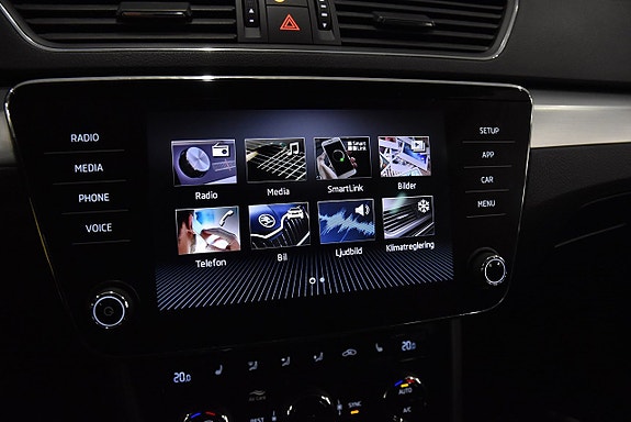 Skoda Superb 17 of 21