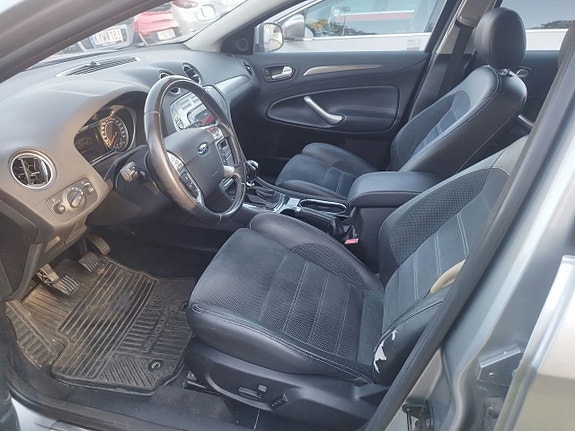 Ford Mondeo 3 of 3