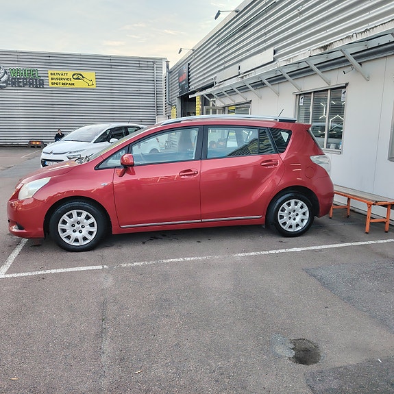Toyota Verso 8 of 12