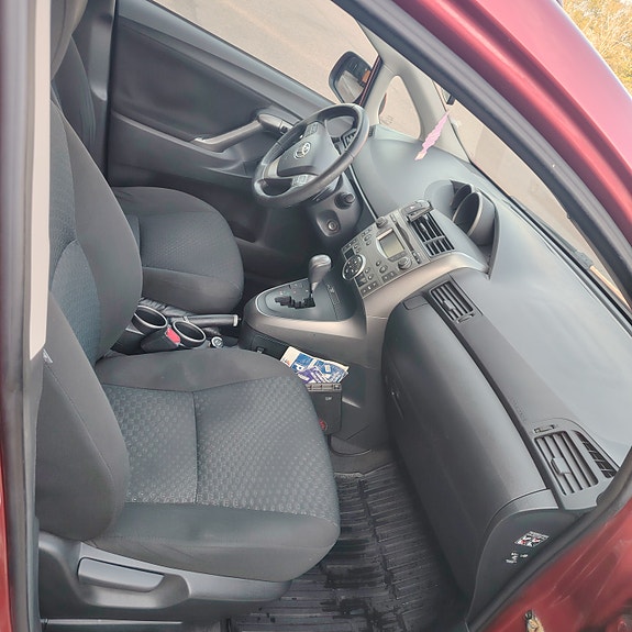 Toyota Verso 5 of 12