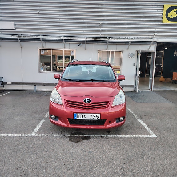Toyota Verso 7 of 12