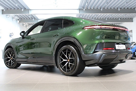 Porsche Cayenne Coupe 2 of 18