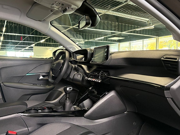 Peugeot 208 13 of 20