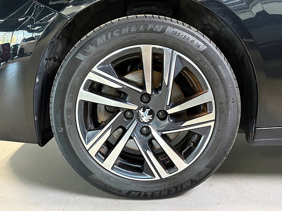 Peugeot 208 20 of 20