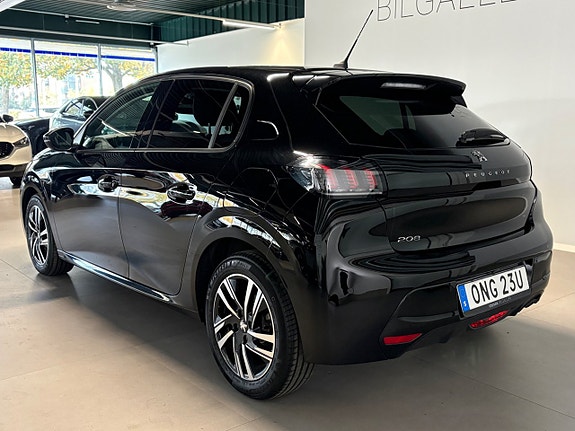 Peugeot 208 4 of 20