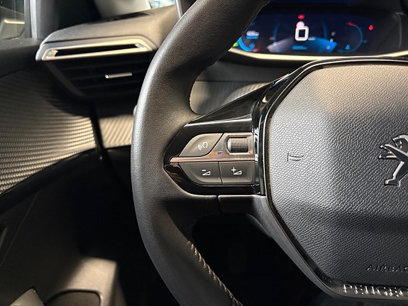 Peugeot 208 18 of 20