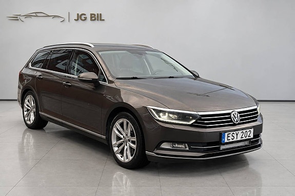 Volkswagen Passat 10 of 29