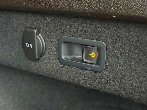 Volkswagen Passat 27 of 29