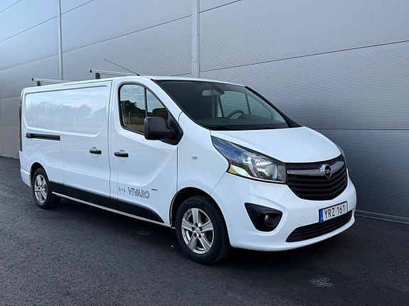 Opel Vivaro 3 of 16