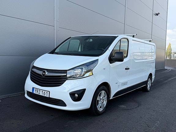 Opel Vivaro 2 of 16