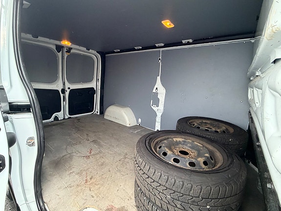 Opel Vivaro 5 of 16
