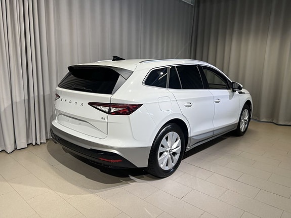 Skoda Enyaq 5 of 15