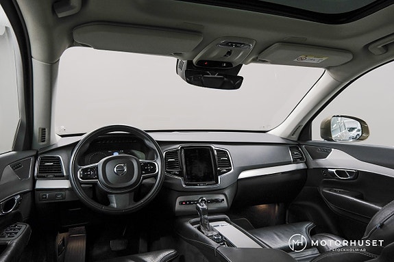 Volvo XC90 9 of 30