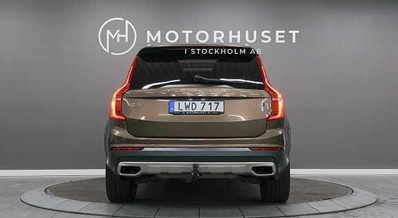Volvo XC90 5 of 30