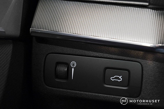 Volvo XC90 27 of 30