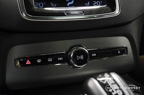 Volvo XC90 28 of 30